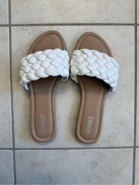Athmile White Braided Slide Sandals